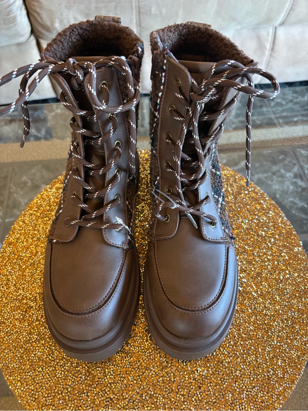 Rocket Dog Brown Plaid Lace-Up Ankle Boots/inside plush foam/side zipper 8.5 - Picture 3 of 8